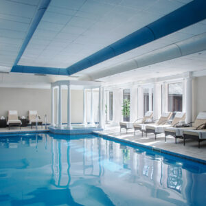 lindenpoolsidedaytime